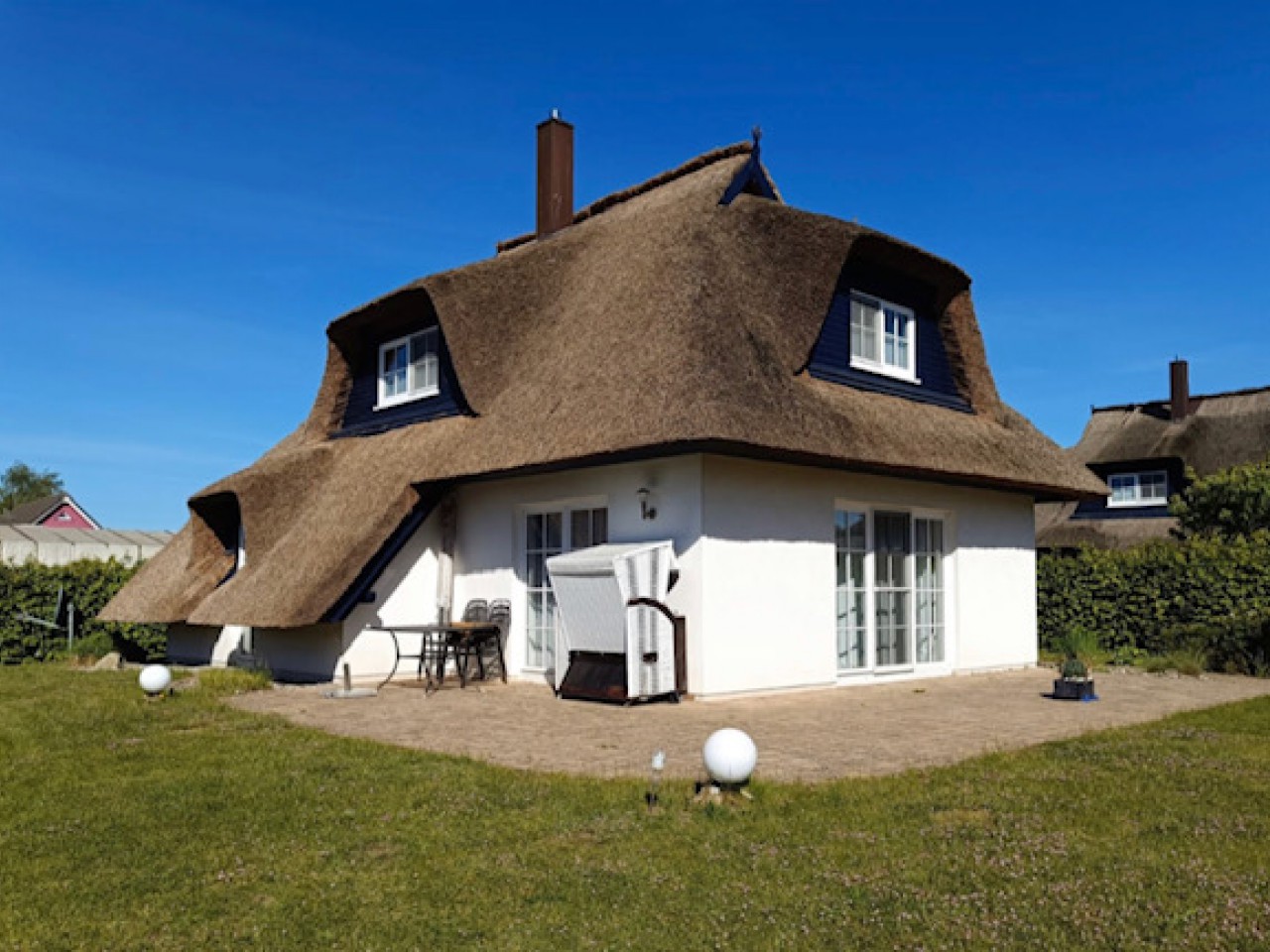 Reethaus mit Erdwärme Verbrauch 12kwh Energiewert: A+