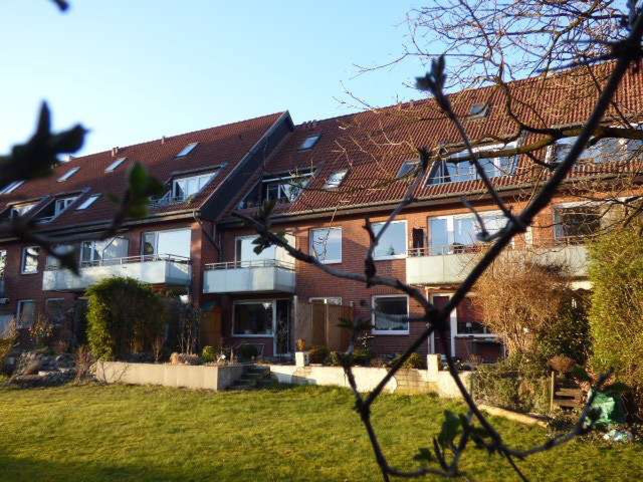EG-Wohnung mit schöner Südterrasse & Blick ins Grüne, Nähe Albertinen-Krankenhaus