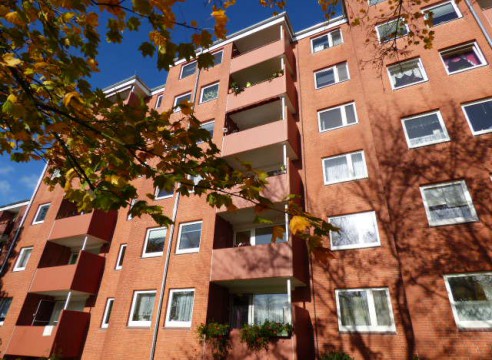 Sonnige Single-Wohnung mit Lift & Südbalkon