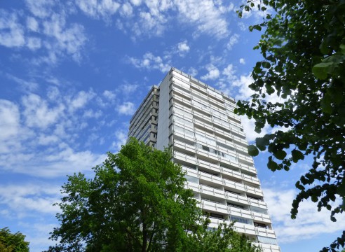 15. Etage mit seitl. Teilblick auf die Ostsee