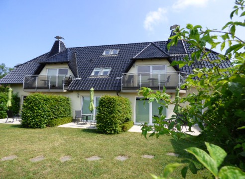 Sehr gepflegtes Ensemble mit Ferienappartementhaus & Ferienhaus