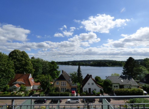 1,5 Zi.-Wohnung mit Blick auf den Kellersee  & Seezugang & Bootssteg